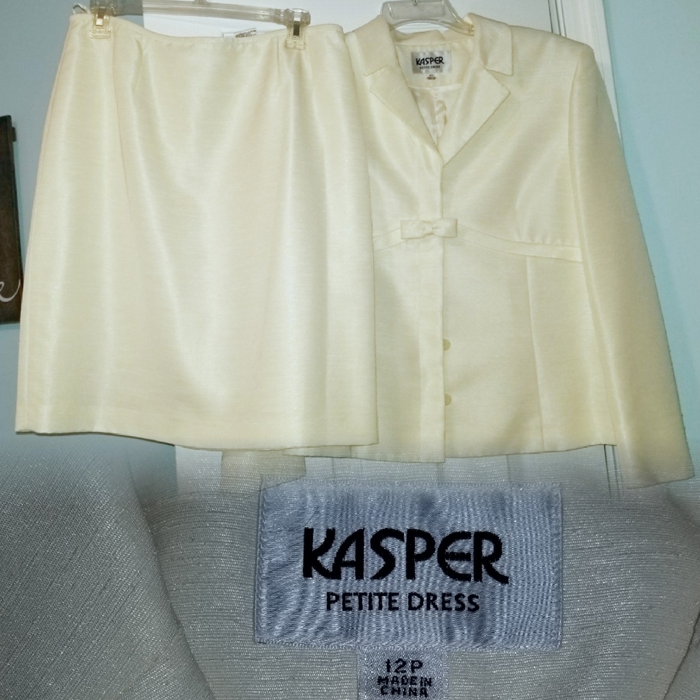 Cream Skirt Suit